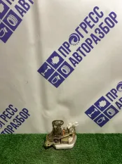 Замок двери задний левый Mitsubishi Montero Sport