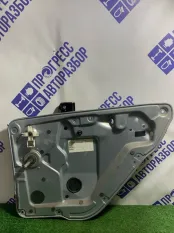 Стеклоподъемник задний правый Skoda Fabia ХЭТЧБЕК