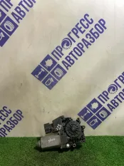 Моторчик стеклоподъемника передний правый Audi A6