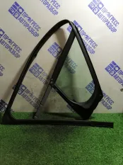 Форточка двери передняя левая Peugeot 308 ХЭТЧБЕК