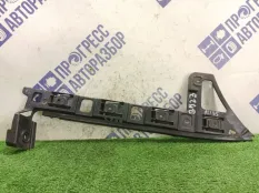 Крепление бампера заднее правое Volkswagen Passat