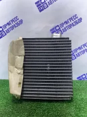 Радиатор кондиционера Kia Sorento ВНЕДОРОЖНИК 2.4