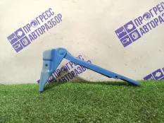 Петля капота передняя правая Volkswagen Polo