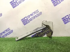 Петля капота передняя левая Volkswagen Tiguan