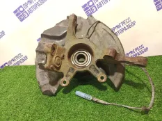 Поворотный кулак передний правый Land Rover Range