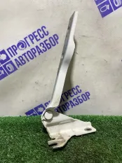 Петля капота передняя левая Volkswagen Polo СЕДАН