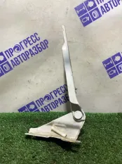 Петля капота передняя правая Volkswagen Polo СЕДАН