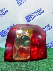 Фонарь задний правый Toyota Corolla ХЕТЧБЕК 1.6