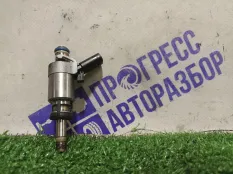 Форсунка топливная Audi A4 B8 2.0 CDN