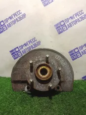 Кулак поворотный передний правый Mitsubishi