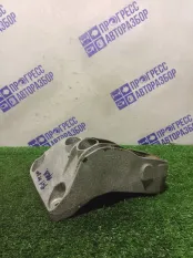 Кронштейн двигателя передний левый BMW F10 2.0