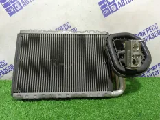 Радиатор кондиционера Mercedes-Benz W212 2.0