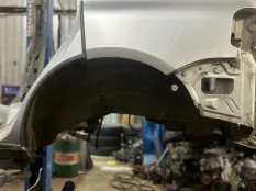 Крыло Volkswagen Touareg КРОССОВЕР 4.2 AXQ 2004