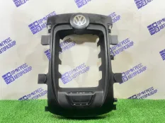 Декоративная крышка двигателя Volkswagen Touareg