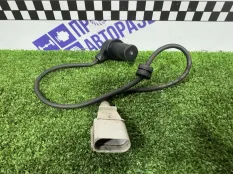 Датчик положения коленвала Volkswagen Touareg