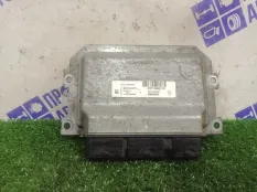 Блок управления двигателем Nissan Terrano