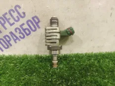 Форсунка Lexus GS300 3.0 3GR-FSE