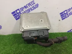 Блок управления двигателем Audi A1 1.4 CAX