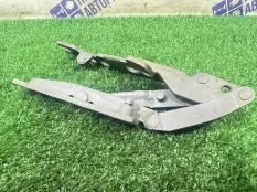 Петля капота левая BMW 7-Series E38 СЕДАН M73