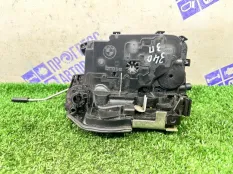 Замок двери задний правый BMW X1 E84 КРОССОВЕР 2.0
