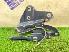 Петля капота передняя левая BMW X1 E84 КРОССОВЕР