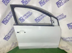 Дверь передняя правая Volkswagen Polo СЕДАН 1.6