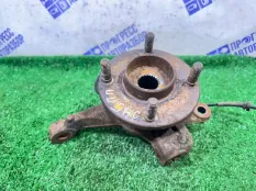 Поворотный кулак передний правый Ford Fiesta