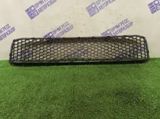 Решетка бампера Volkswagen Touareg КРОССОВЕР 3.2
