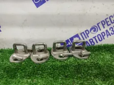 Ответная часть замка двери Volkswagen Touareg