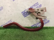 Петля крышки багажника задняя правая Kia Cerato