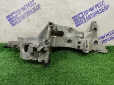 Кронштейн генератора Volkswagen Tiguan 2018