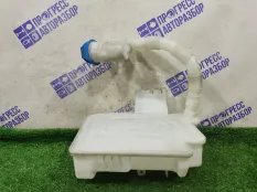 Бачок омывателя Volkswagen Golf 6