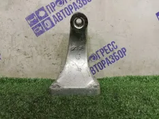 Кронштейн двигателя левый SsangYong Kyron