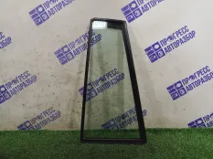 Стекло форточка боковое заднее левое SsangYong
