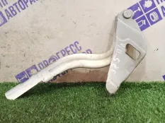 Петля капота передняя левая Hyundai Solaris СЕДАН