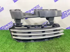 Решетка бампера передняя правая Land Rover Range