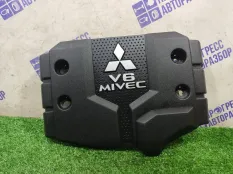 Декоративная крышка двигателя Mitsubishi Pajero