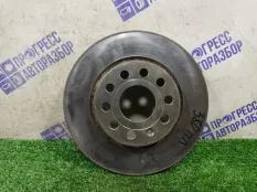 Тормозной диск передний левый Skoda Octavia