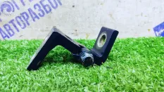 Петля двери задняя правая Skoda Octavia ЛИФТБЭК