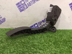 Педаль газа Hyundai Solaris СЕДАН 1.4 G4FA 2012