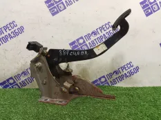 Педаль сцепления Hyundai Solaris 1.6 G4FC 2012