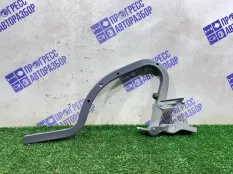 Петля крышки багажника левая Hyundai Solaris 1.4