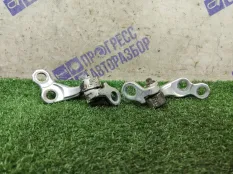 Петля двери задняя правая Ford Focus 2 УНИВЕРСАЛ