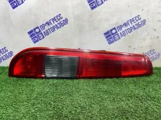 Фонарь задний левый Ford Focus 2 УНИВЕРСАЛ 1.6