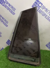 Стекло форточка боковое заднее правое Renault