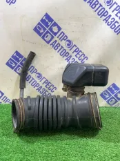 Резонатор воздушного фильтра Mitsubishi Pajero