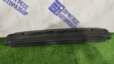 Решетка бампера передняя Peugeot 308 УНИВЕРСАЛ 1.6