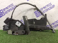 Замок двери передний правый Ford Focus 3 1.6 2012