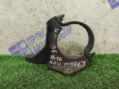 Кронштейн привода передний правый Ford Focus 3 1.6