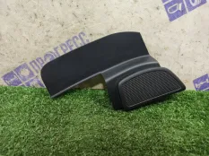 Накладка на зеркало передняя правая Ford Focus 3